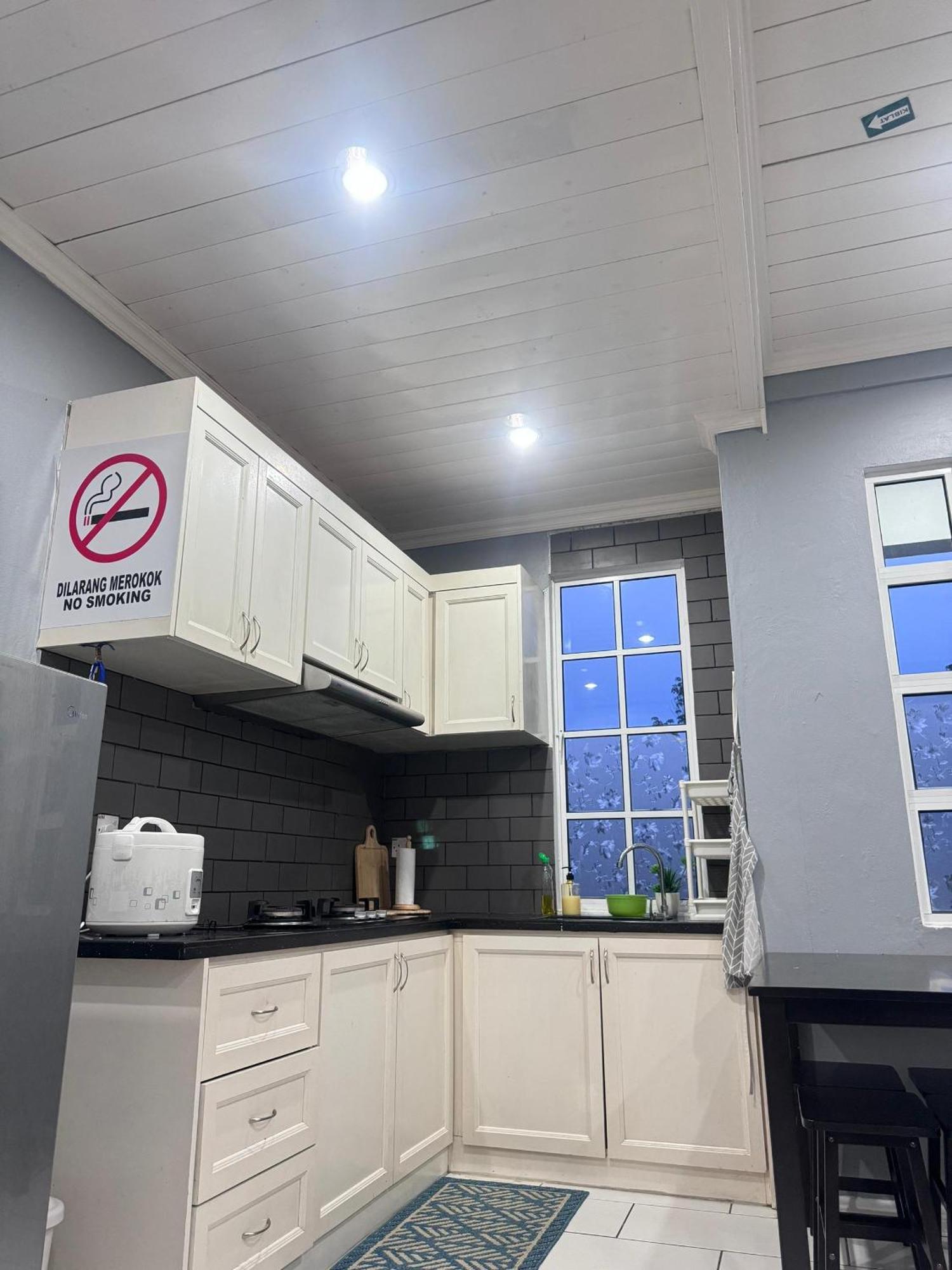 Grace Guesthouse 古打毛律 外观 照片